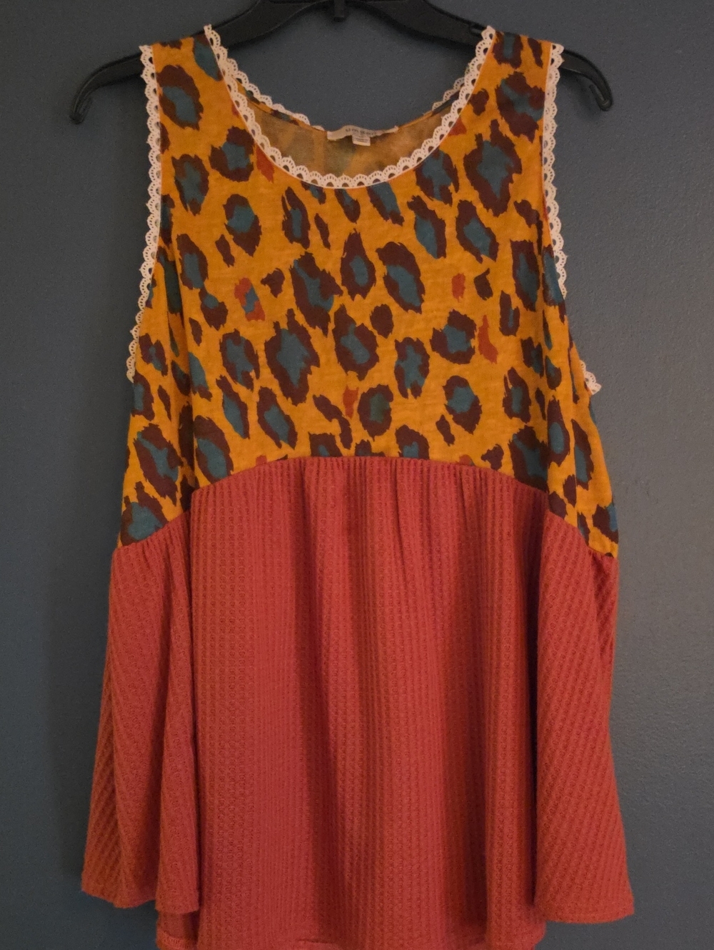 Umgee Womens Rust and Mustard Leopard Print Tank Top